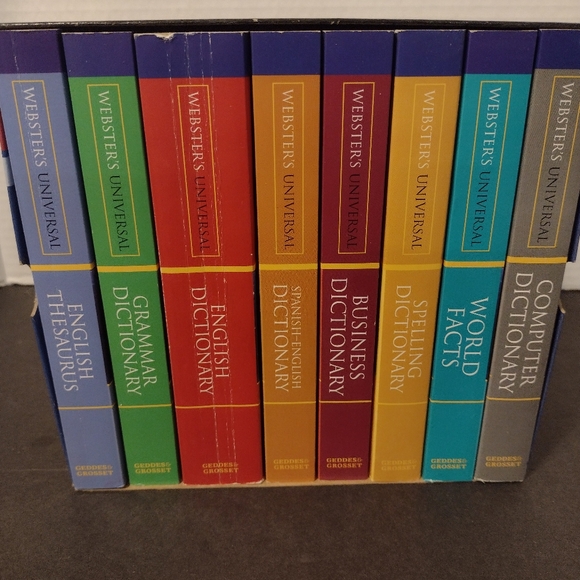 Webster's Universal Desk Reference Book Set 8 Volumes for Home/School/Office - Picture 1 of 6